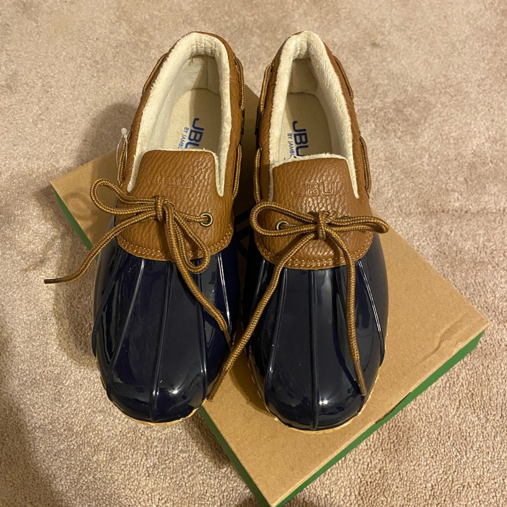COPY - Navy JBU slip on rain boots!